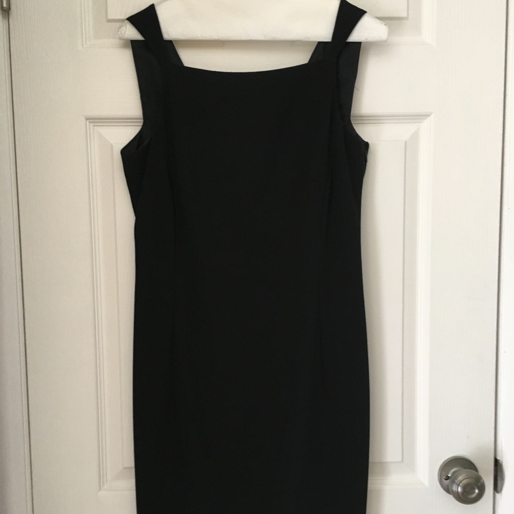 Ann Taylor Little Black Dress Size 4 - Picture 3 of 9